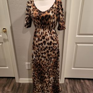 Leopard Print Size M Maxi Dress